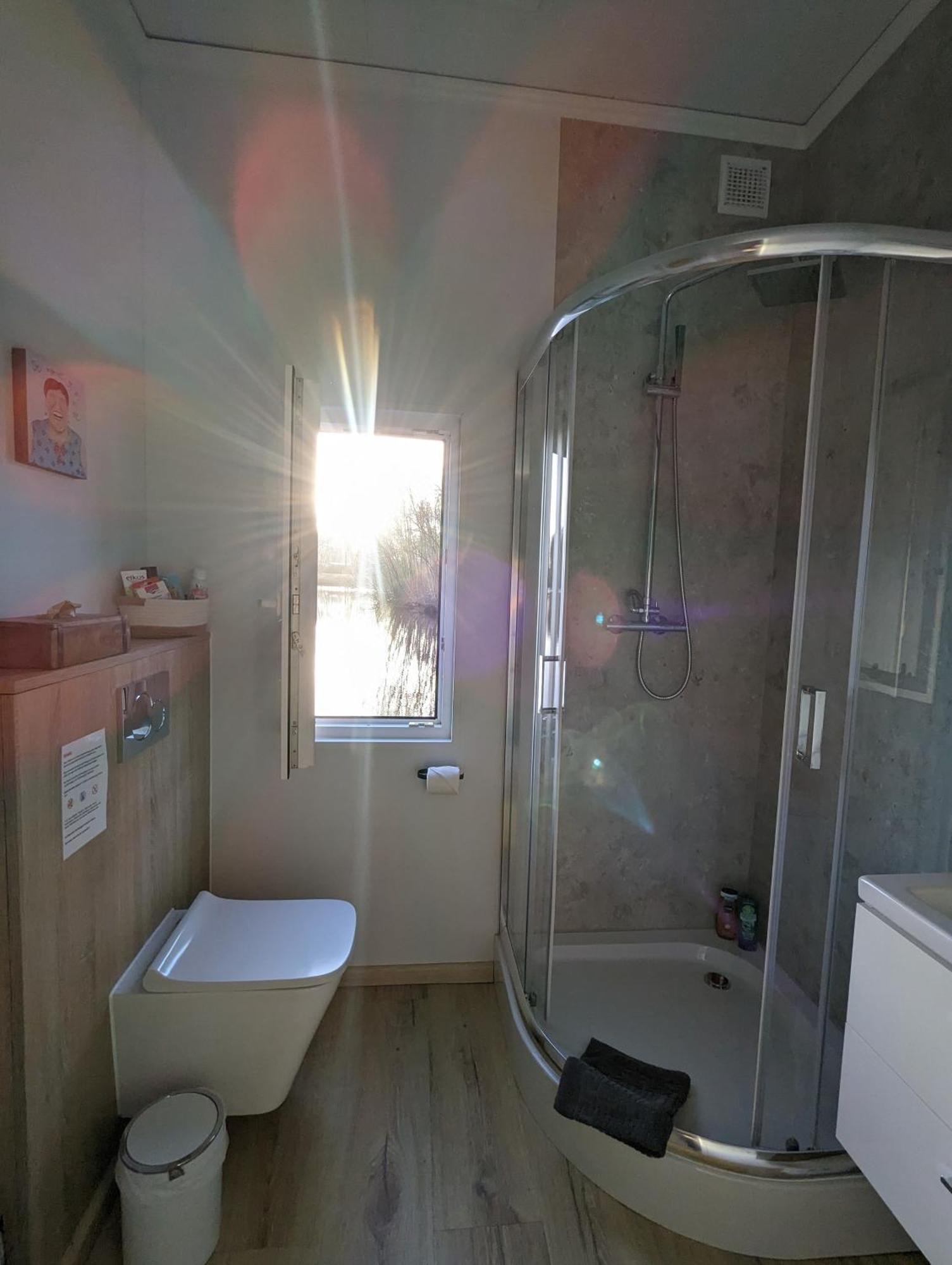 Hausboot Lena Hotel Папенбург Екстериор снимка