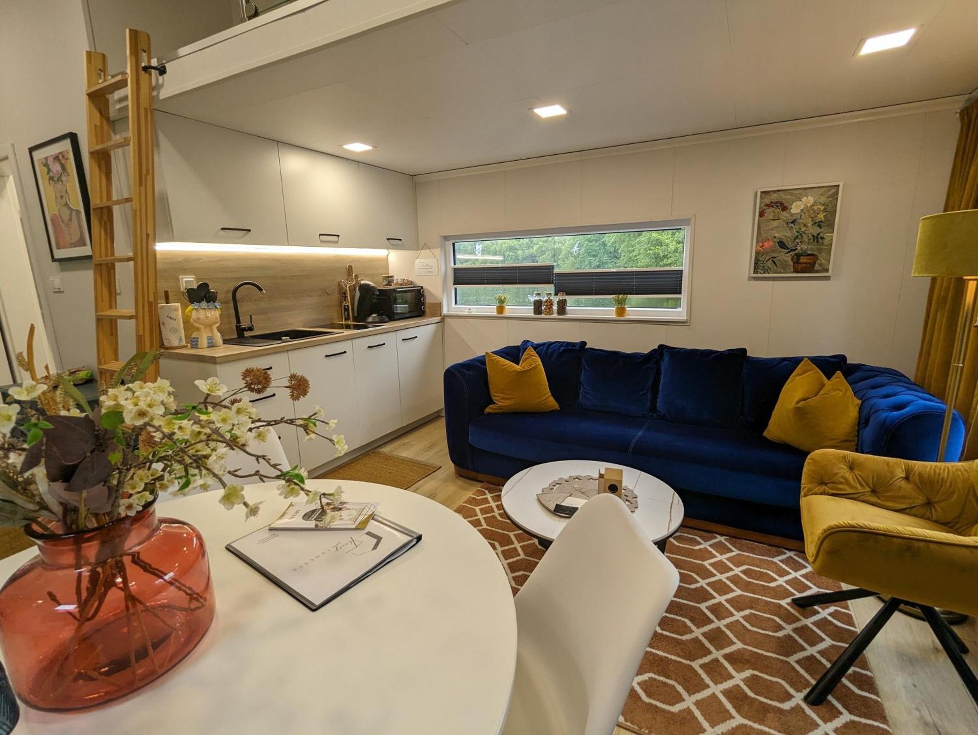 Hausboot Lena Hotel Папенбург Екстериор снимка