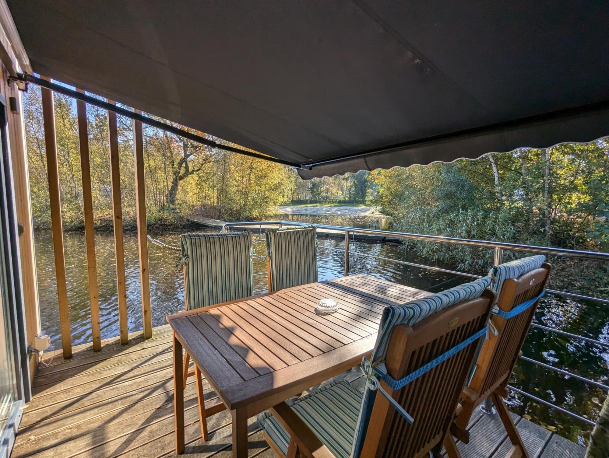 Hausboot Lena Hotel Папенбург Екстериор снимка